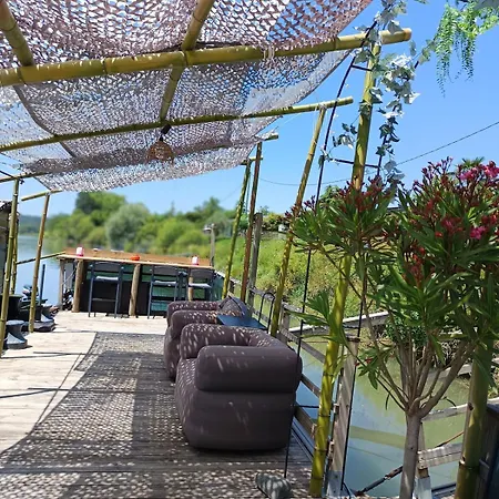 Πλωτό κατάλυμα Le Rivage Landais *